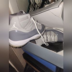 Jordan 12s